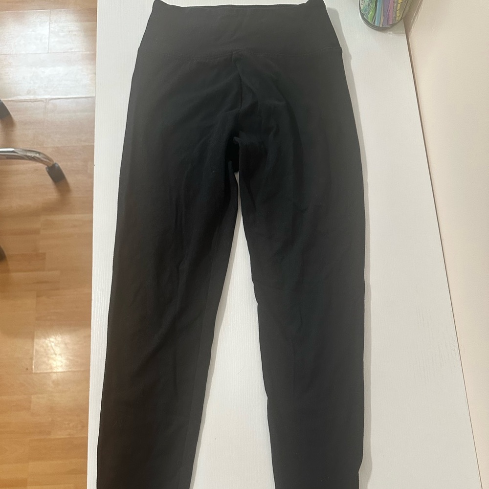 American Eagle black leggings